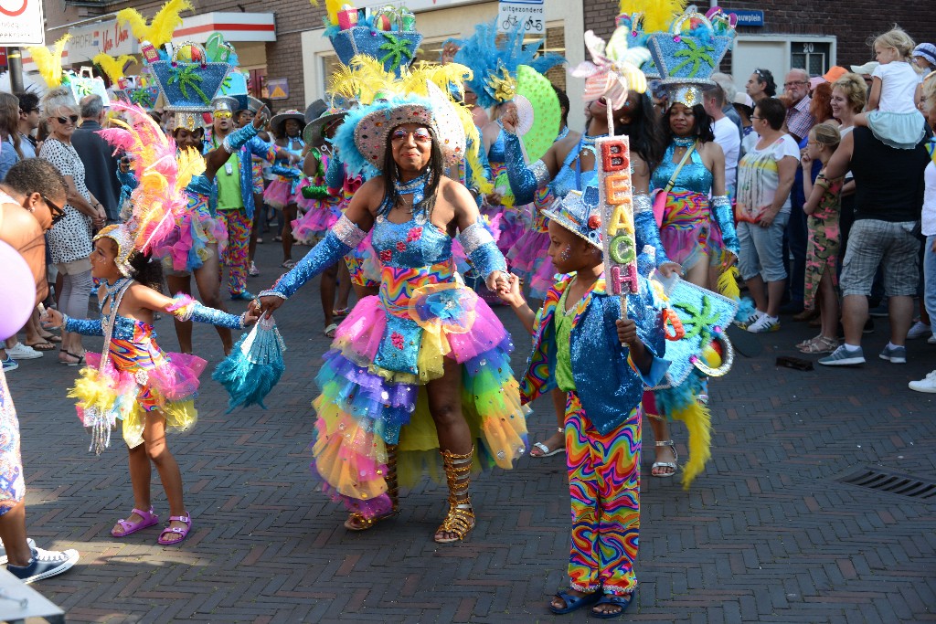 ../Images/Zomercarnaval Noordwijkerhout 2016 204.jpg